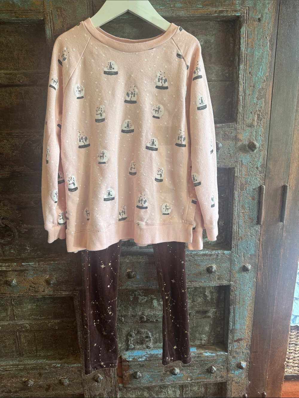 Peek Pink Snow Globe Sweatshirt and Brown Star Leggings Set